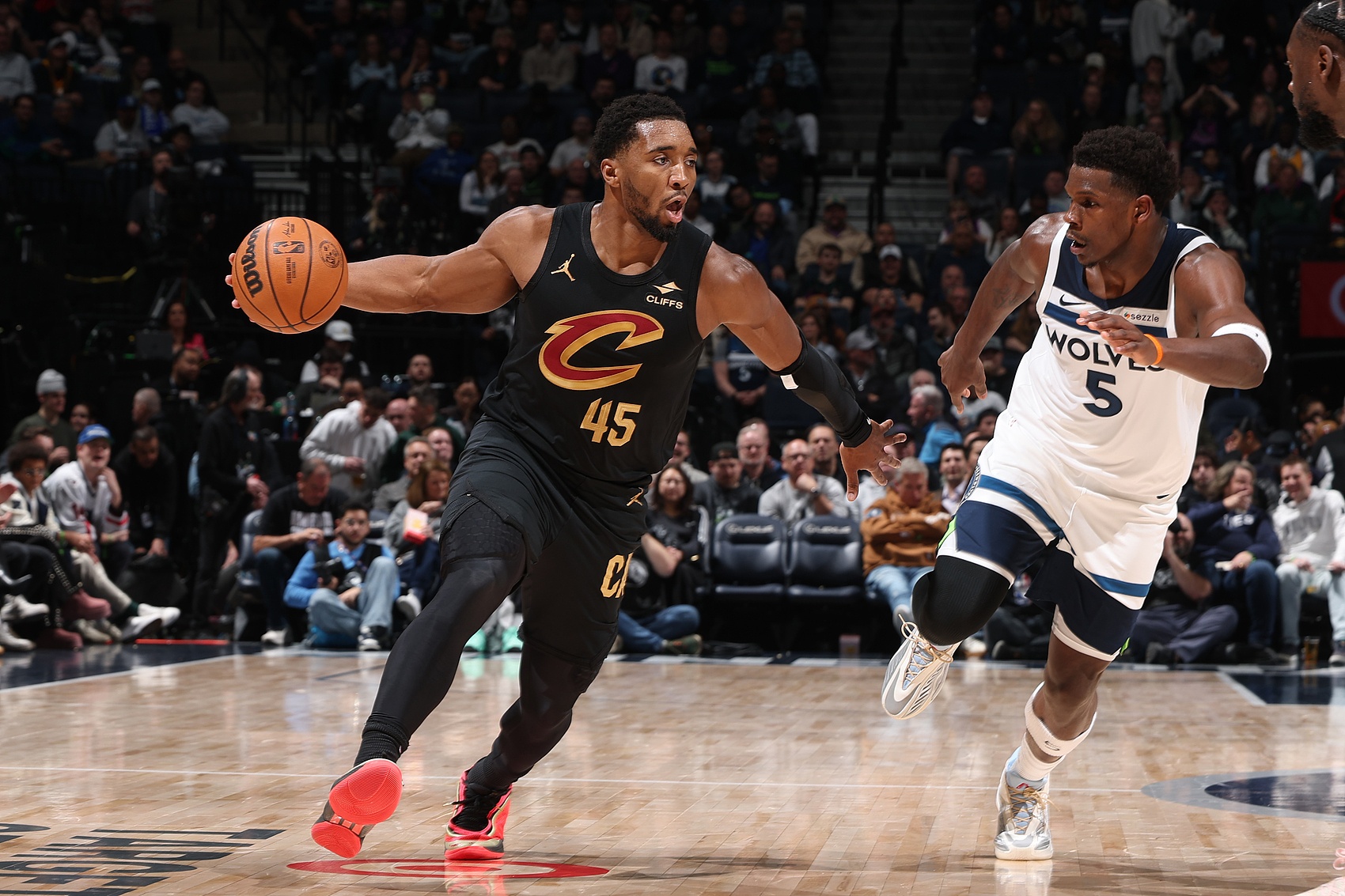 开云官网-NBA彩经：活塞击沉快船 马刺力克绿军 骑士擒下森林狼