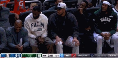 开云体育在线-字母弟谈个人首秀：梦想成真 看到我的兄长们在场边 太不可思议了